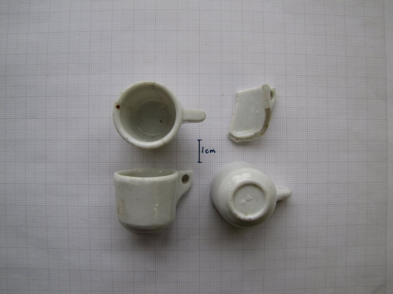 dollschinateacups.jpg
