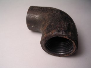 Steel gas pipe joint