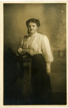 Amy Grace Lindsey in 1912